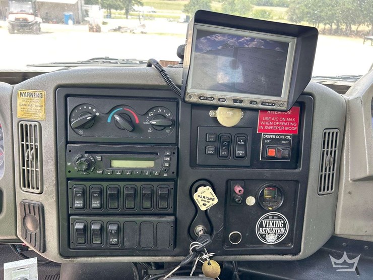2014-international-durastar-4300-image-14