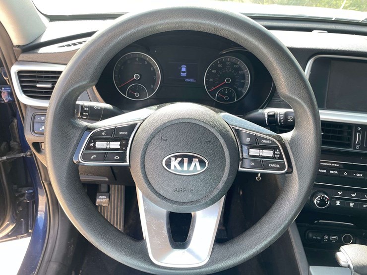 2020-kia-optima-fe-4-door-sedan-(226,032-miles)-image-12