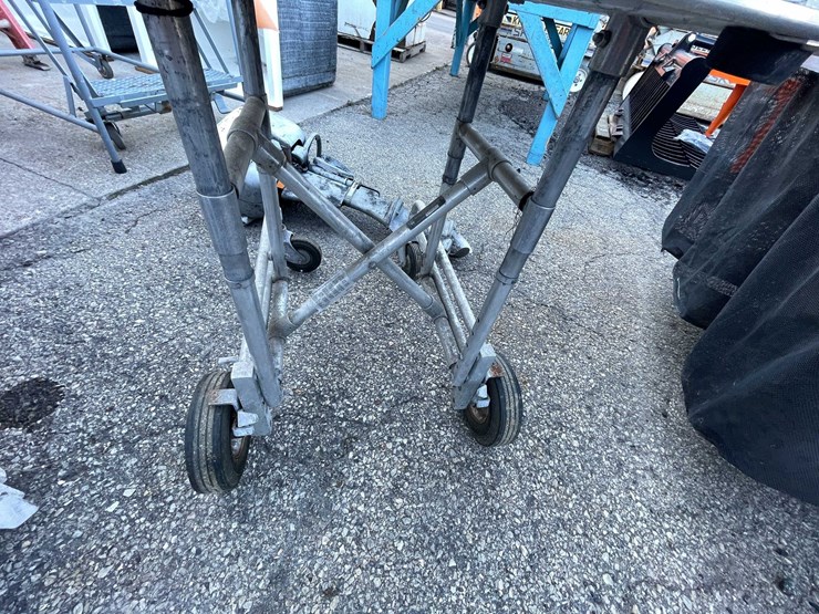 #9137-•-utility-cart-(03)-image-5