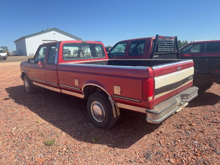 1993-ford-f250-xlt-image-2