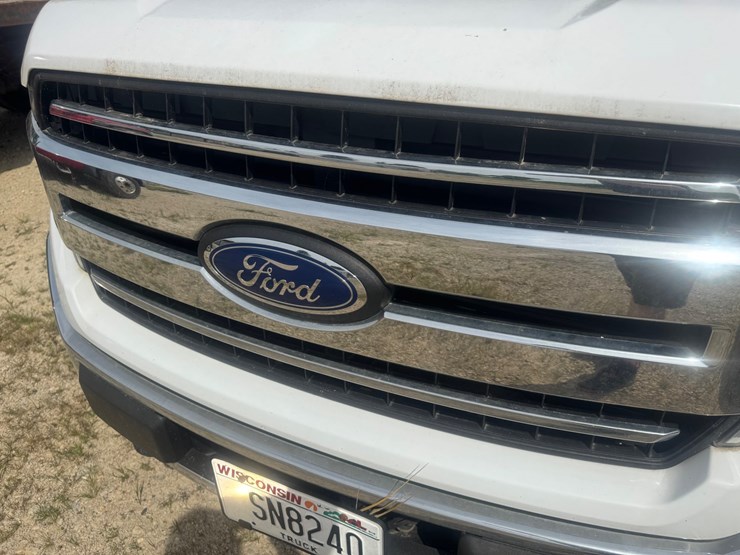 2019-ford-f150-xlt-image-10
