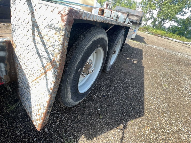 2012-sdp-ez-hauler-5500-image-61