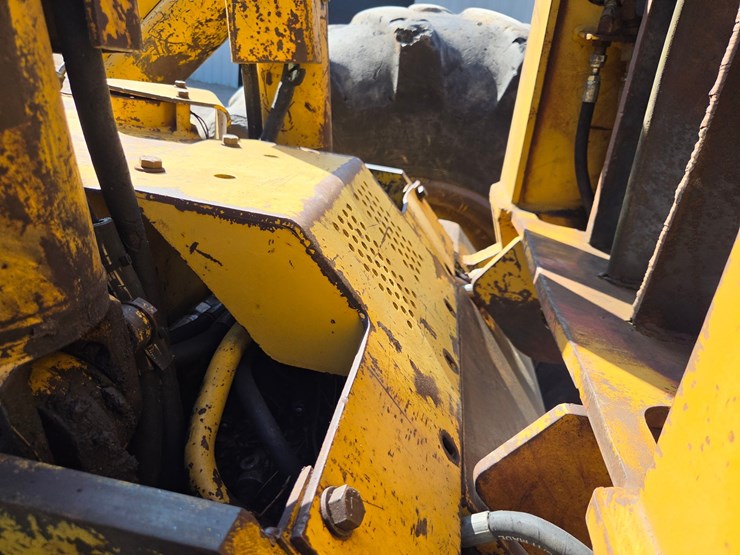 2000-caterpillar-525-image-33