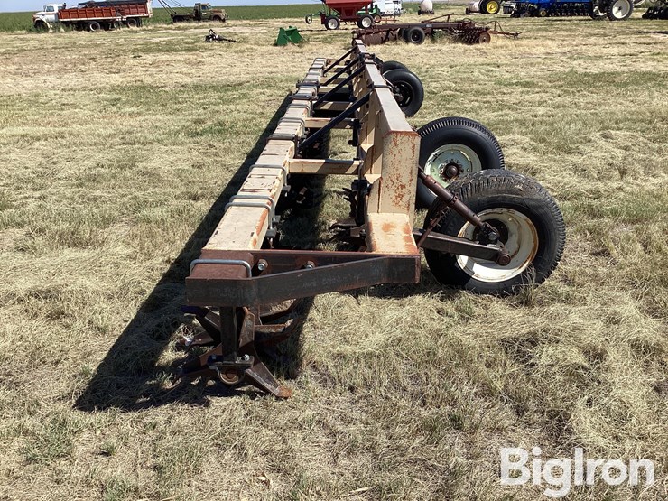 hamby-13-row-32’-sand-fighter-bar-image-4