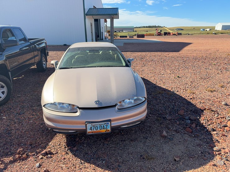 1998-oldsmobile-aurora-image-2