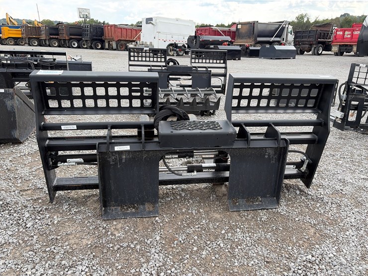 #53-•-jenkins-hyd-pallet-forks-image-3