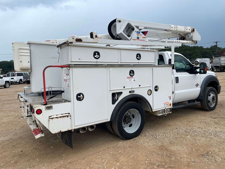 2016-ford-f550-image-3
