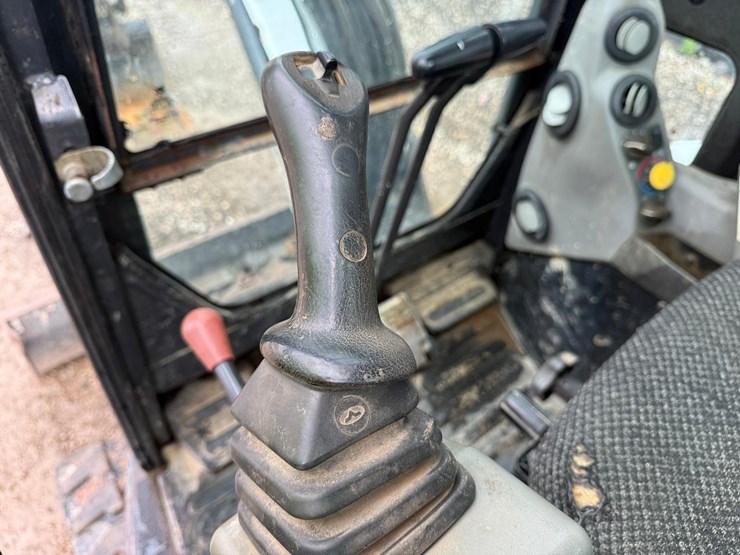 bobcat-e35-image-27