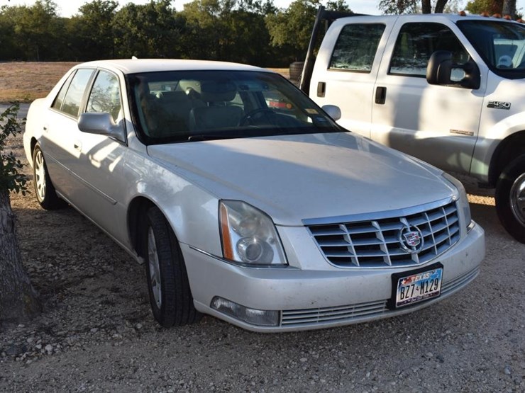 2010-cadillac-cavender-(vin-#-1g6ka5ey0au132741)-(showing-appx-157,480-mile-image-2