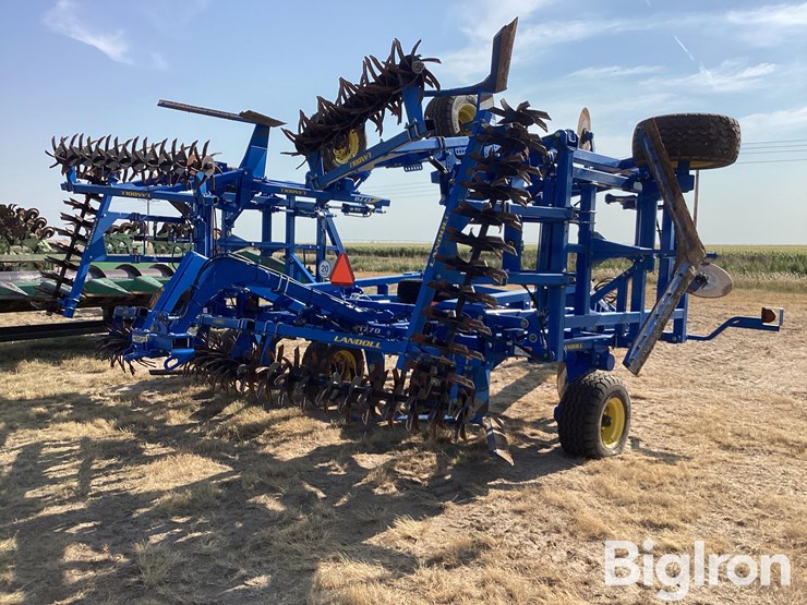 2023-landoll-1770-40-image-5