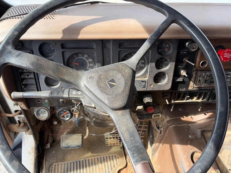 #271-•-1988-international-2375-single-axle-dump-truck-image-20