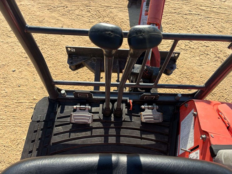 2020-kubota-u17-image-8