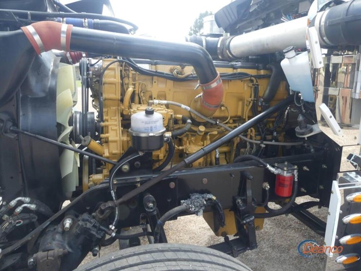 2018-kenworth-w900-image-12