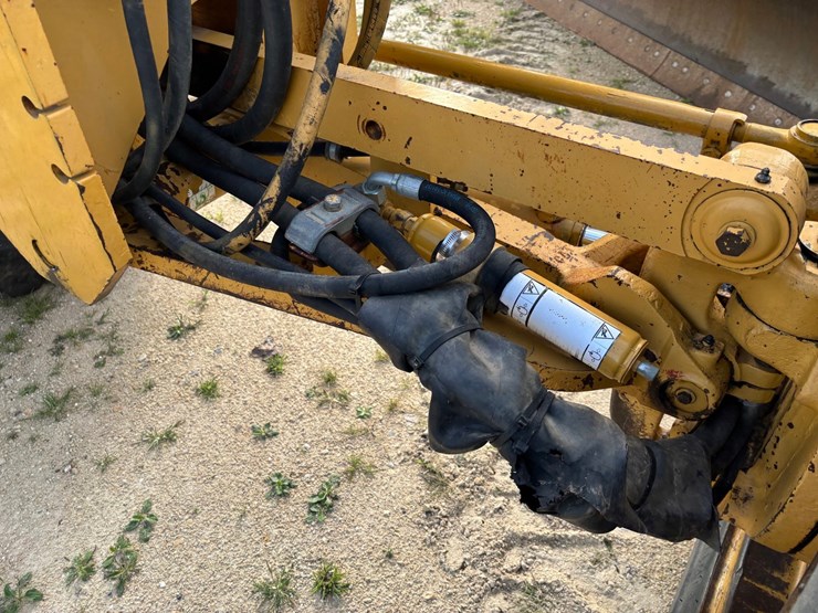 1999-caterpillar-163h-vhp-image-107