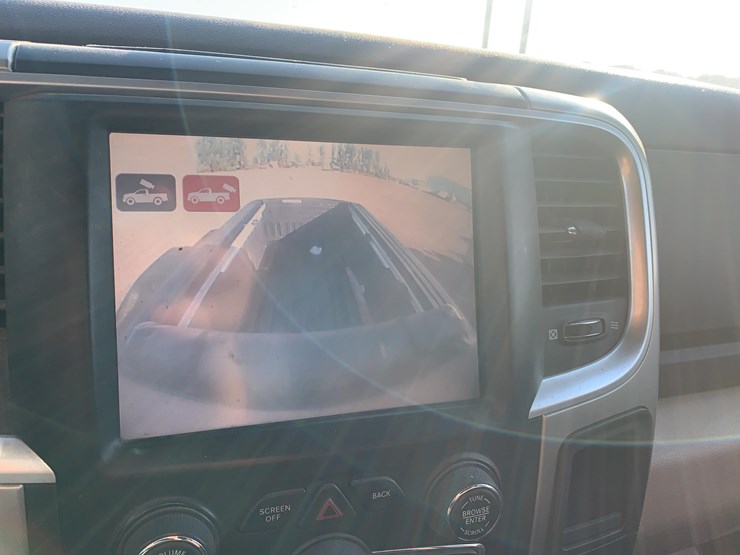 2014-dodge-2500-image-22