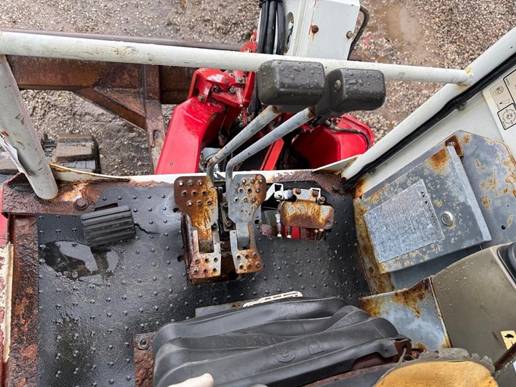 2009-takeuchi-tb138fr-image-20