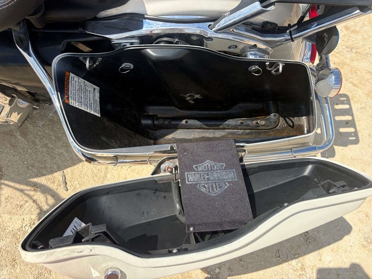 2015-harley-davidson-road-king-flhp-police-motorcycle-(38,134-miles)-image-21