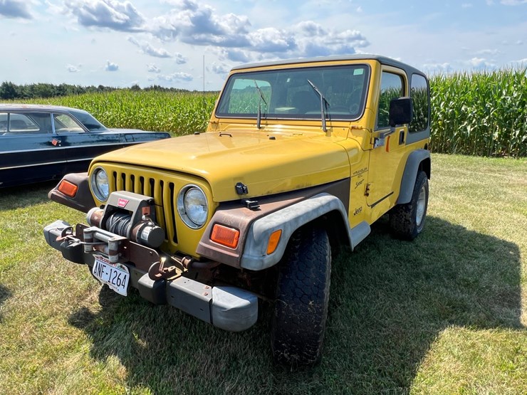 2001-jeep-wrangler-image-8