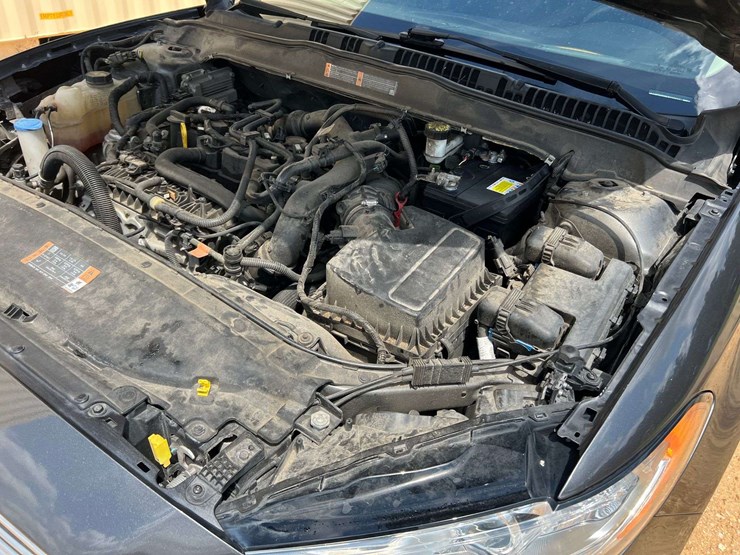 2019-ford-fusion-se-ecoboost-(139,836-miles)-image-17