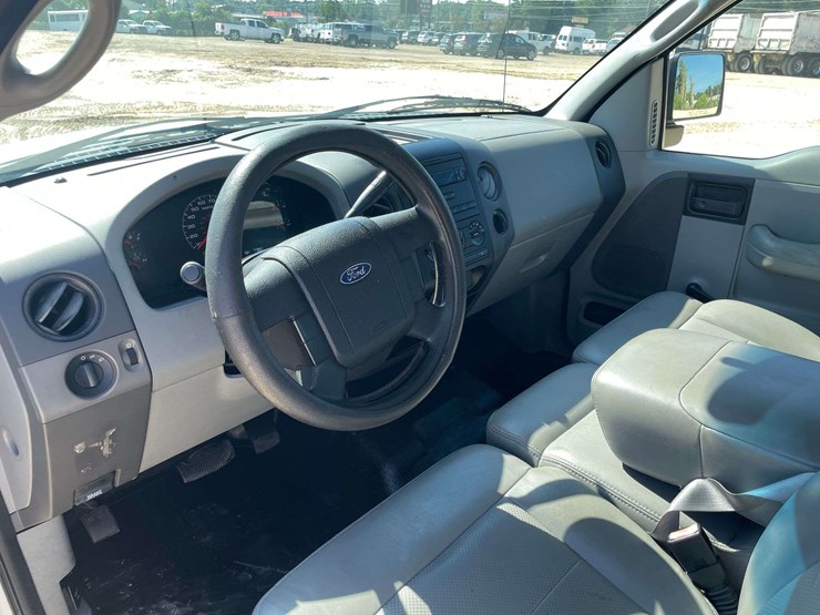 2008-ford-f150-xl-image-11