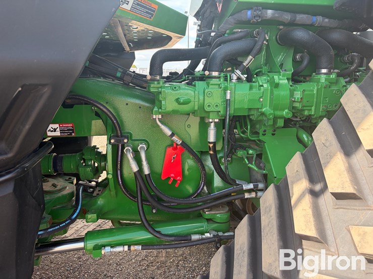 2025-john-deere-9rx-710-image-13
