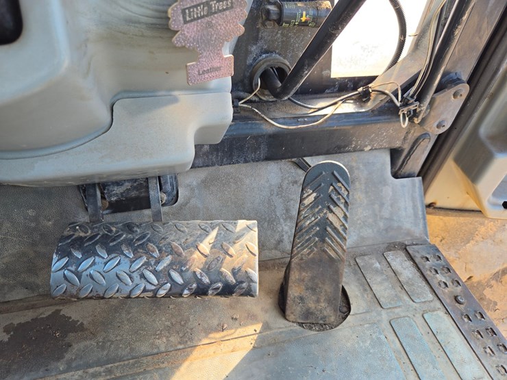 2000-caterpillar-525-image-52
