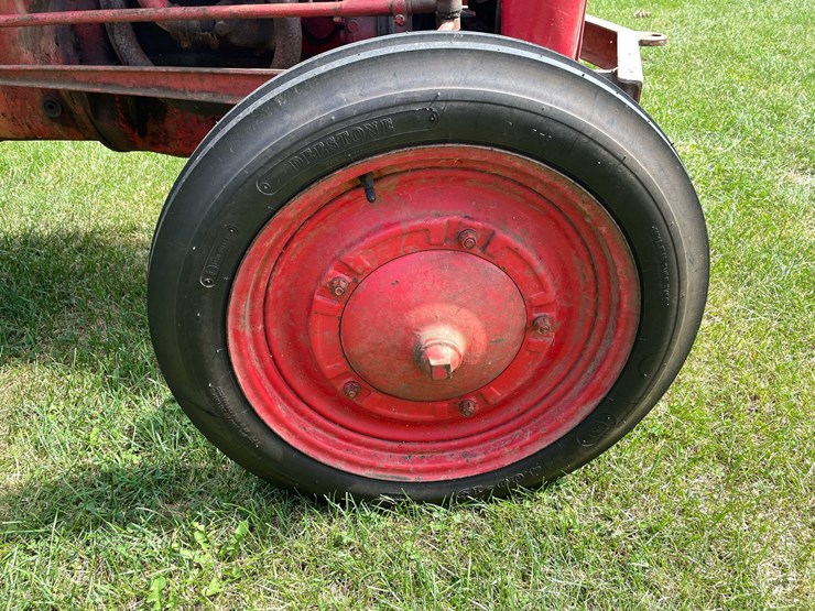 ford-tractor-image-12
