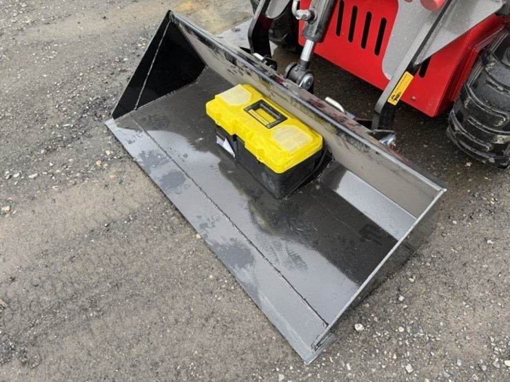 2026-future-ft-323tz-mini-skidsteer-loader-image-13