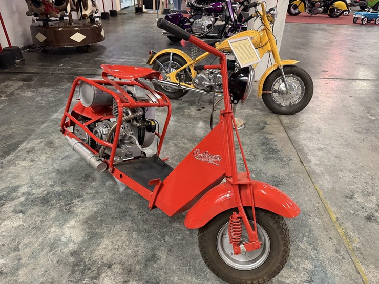 #156-•-1954-cushman-husky-motor-scooter-image-1