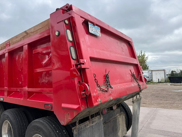 1995-mack-rd688s-image-20
