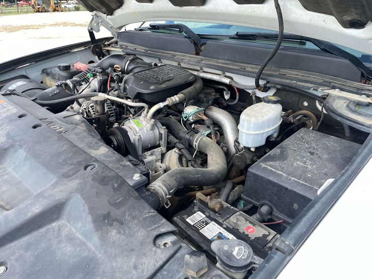 2010-gmc-sierra-2500-image-7