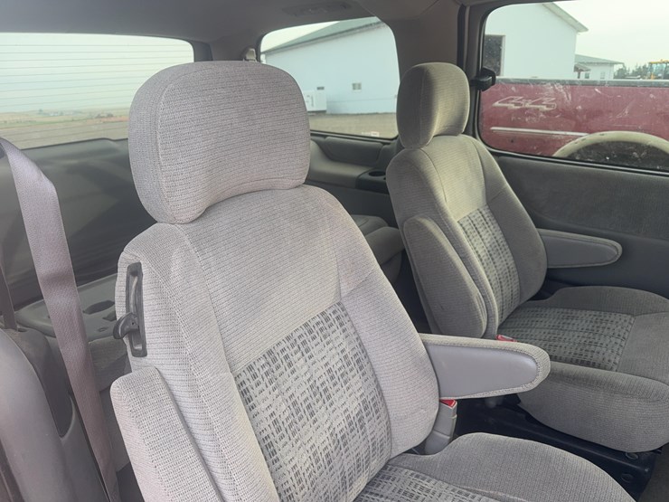2000-chevrolet-venture-image-9