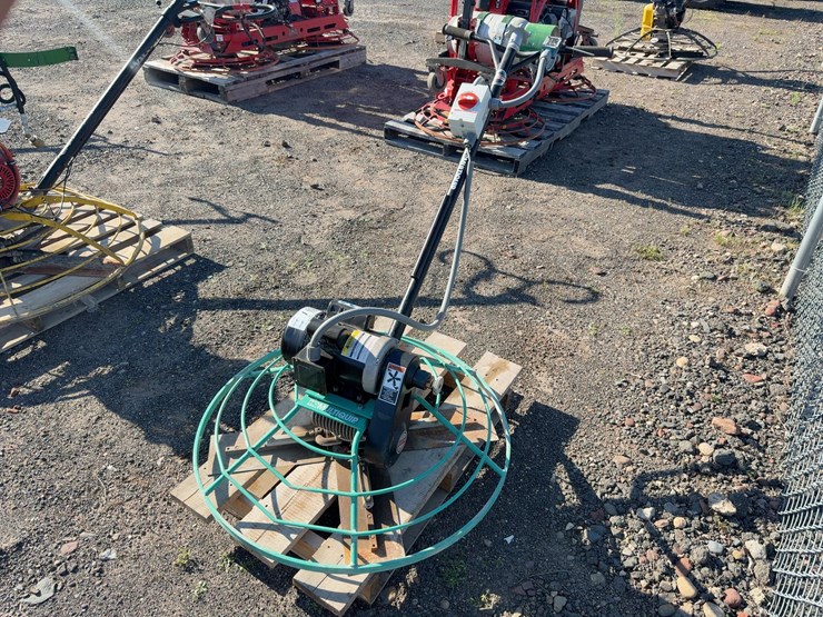 mq-whiteman-electric-concrete-finisher-image-2