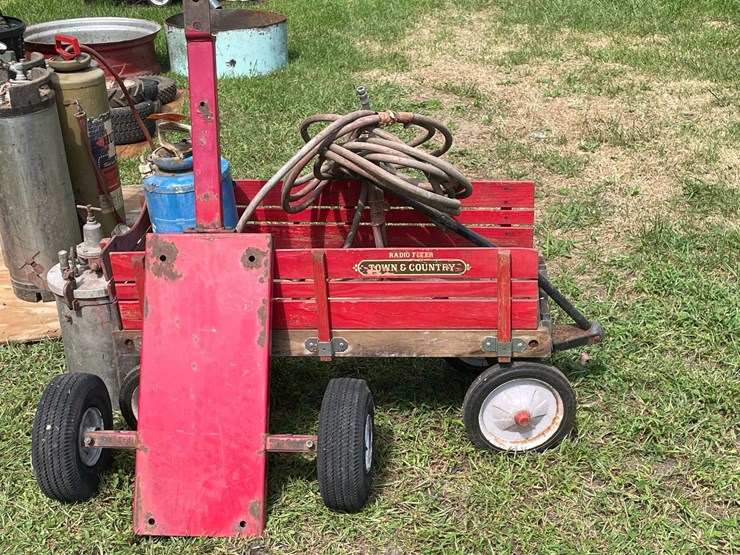 #1664-•-wagon-and-contents-image-2