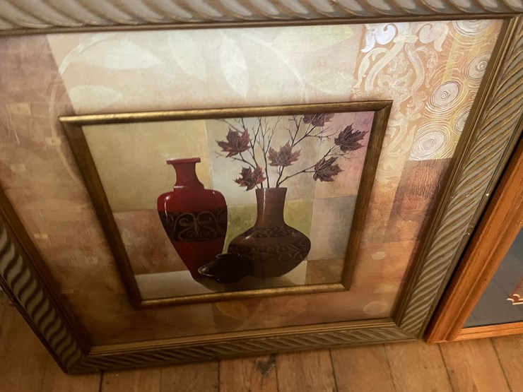 #6253-•-assortment-of-framed-pictures-image-11