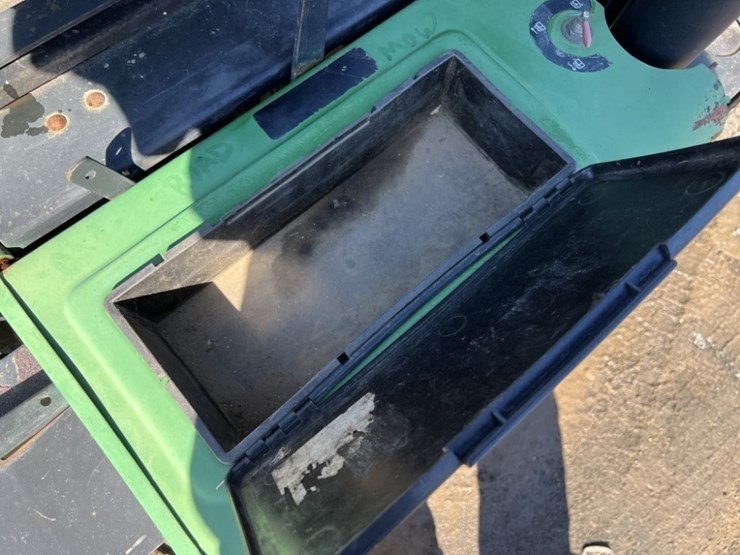 john-deere-f1145-image-29