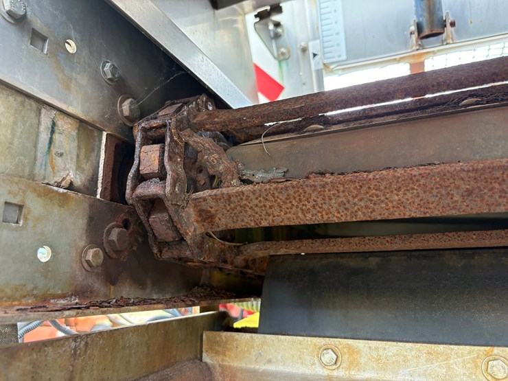 2018-western-star-4700sf-image-86