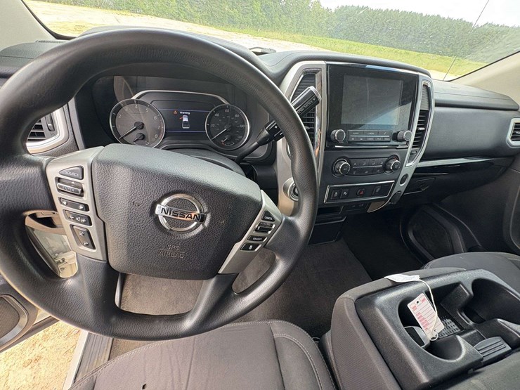 2021-nissan-titan-image-15