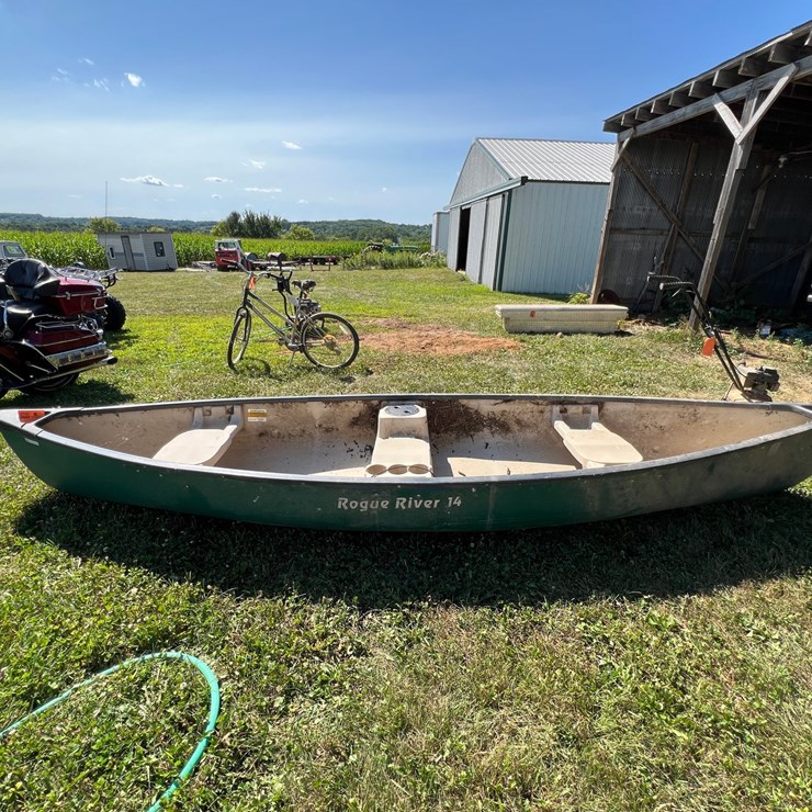#5746 • Rogue River 14' Canoe