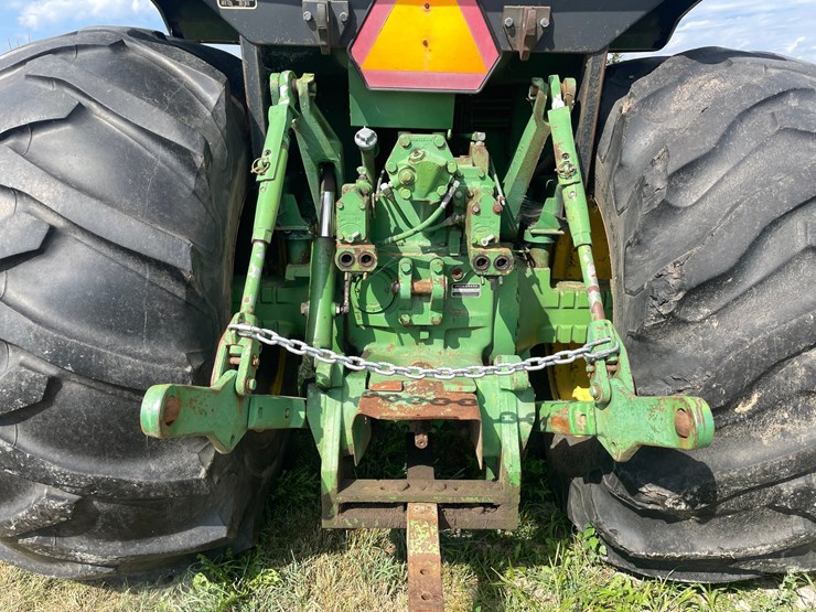john-deere-4640-image-13