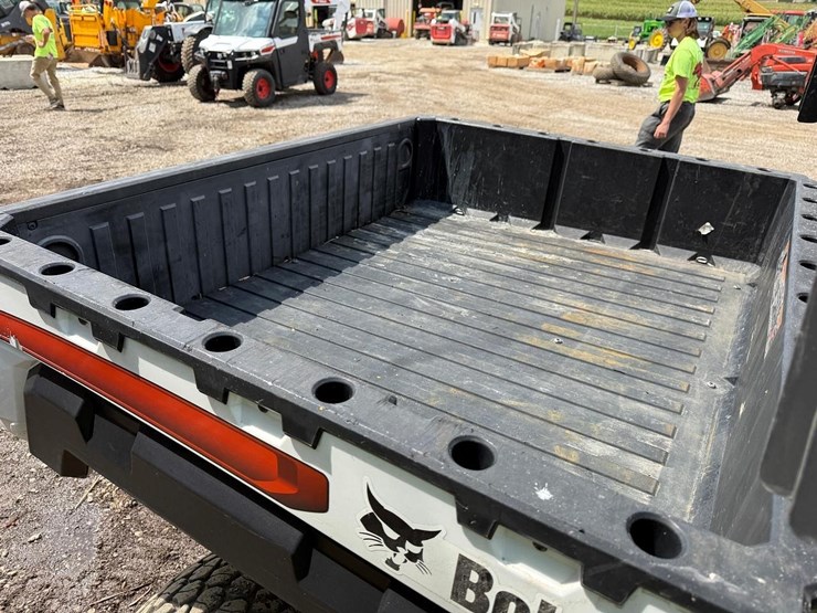 2022-bobcat-uv34-image-11