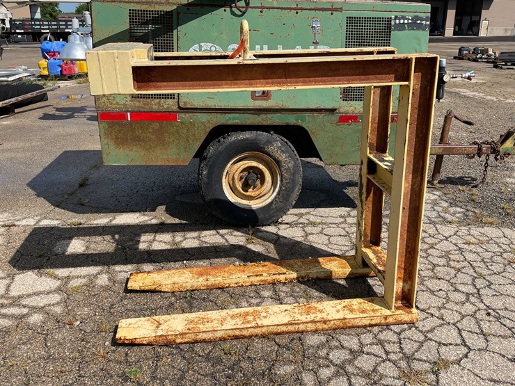 #10536-•-heavy-duty-pallet-fork-attachment-image-2