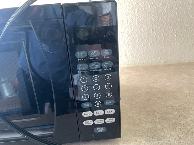 #6260-•-sunbeam-microwave-image-4