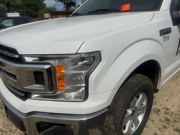 2019-ford-f150-xlt-image-11