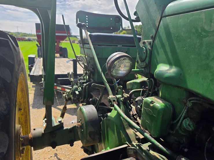 john-deere-730-image-14