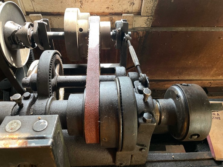 #1612-•-south-bend-lathe-image-21