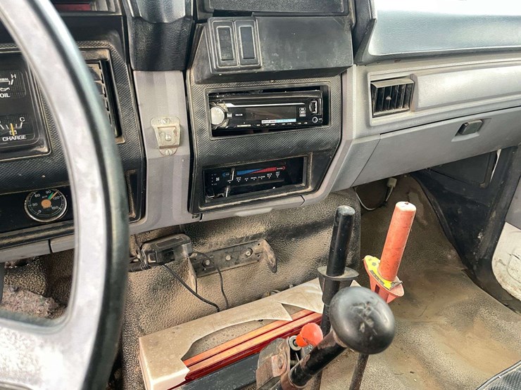1997-ford-f800-image-14
