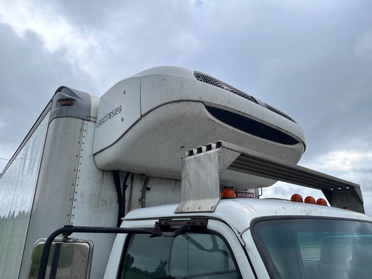 #230-•-2007-isuzu-refrigerated-16’-box-truck-image-19