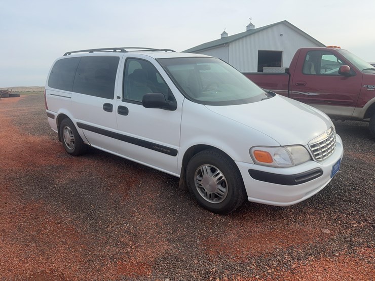 2000-chevrolet-venture-image-5