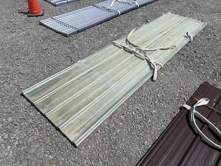 #640-•-polycarbonate-panels-image-2